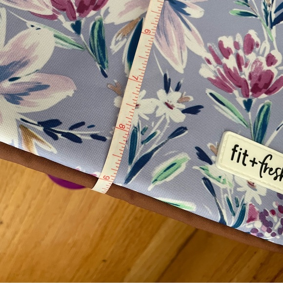 Fit and Fresh Floral Insulated Lunch Bag - Picture 3 of 15